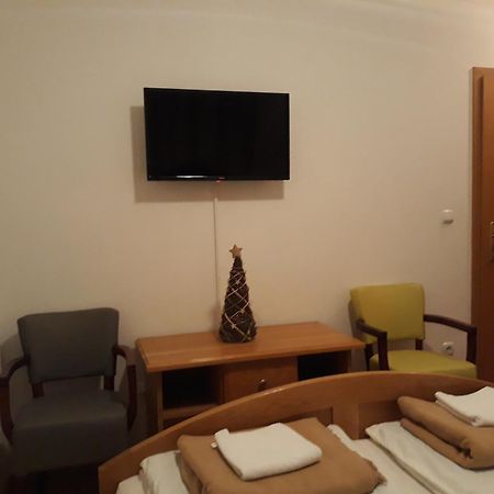 Gradska Kavana Guest House Kupres  Szoba fotó